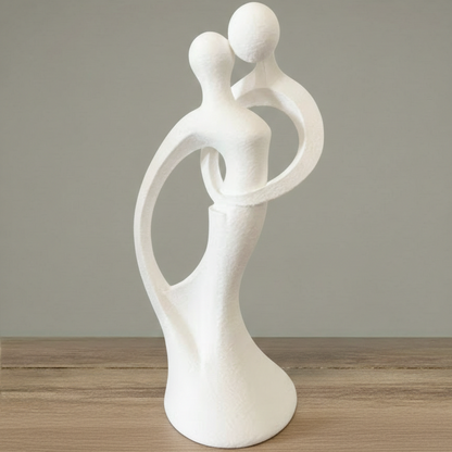 Sculpture Couple Enlacé élégant - Statuette Décorative Blanche Moderne